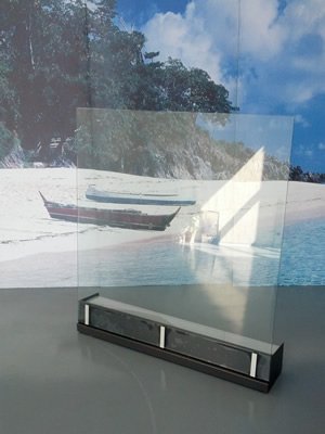 Paravento in vetro con luce